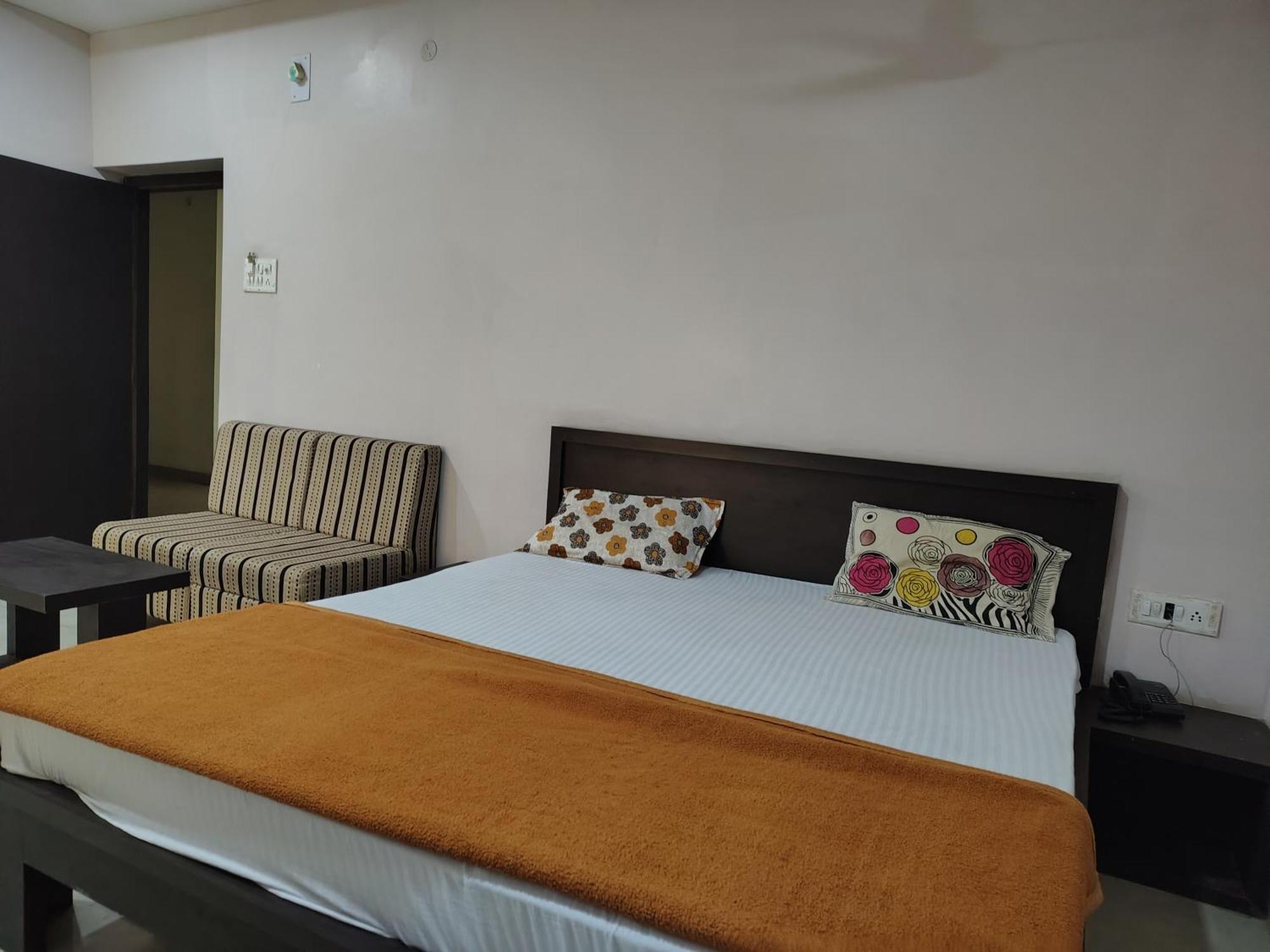 Hotel Indraprasth Balangir 외부 사진